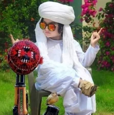 gul_khan's avatar