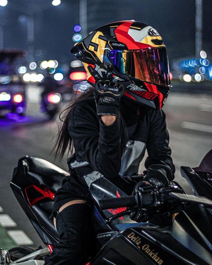 Motovlog post on Dostana
