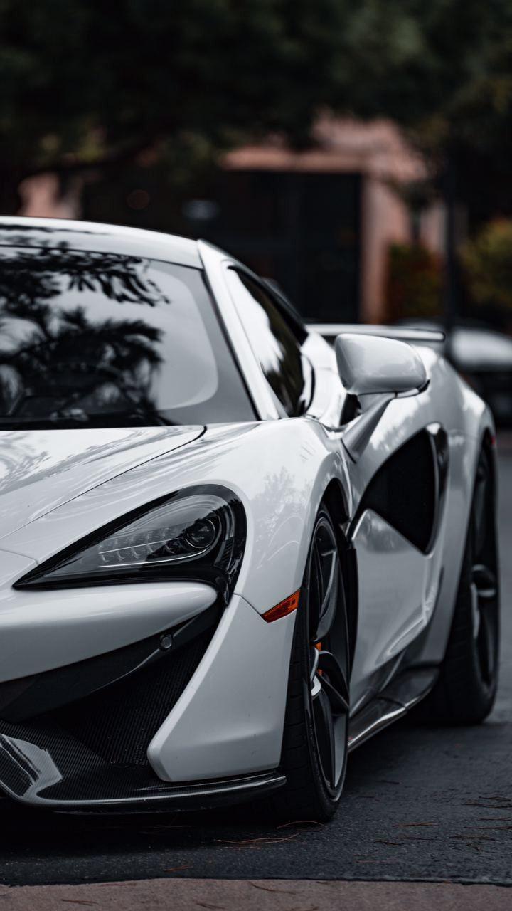 Automotive post on Dostana