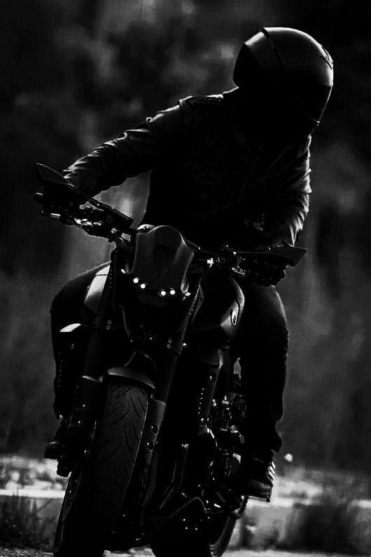 Motovlog post on Dostana