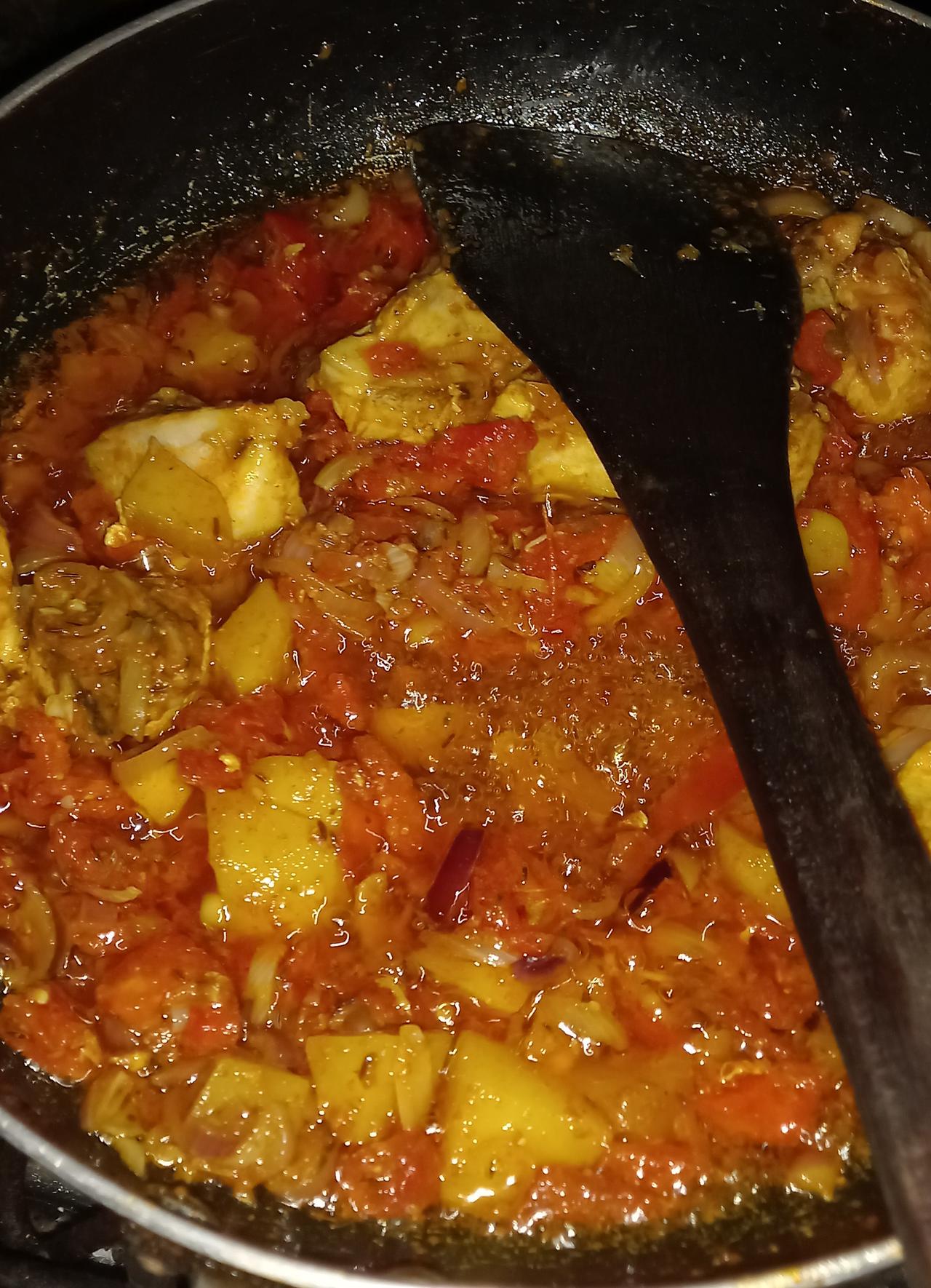M tw khana bna k aai hu .. bhai k layers vala Paratha pyara sa cute pookie Paratha ... or patli patli soft soft…