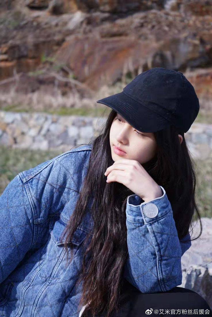 > Aaj phir tu aae nae, yaad teri aayi thBewaja hi 

bewafa se, bepanah umeed jo lagai thi
